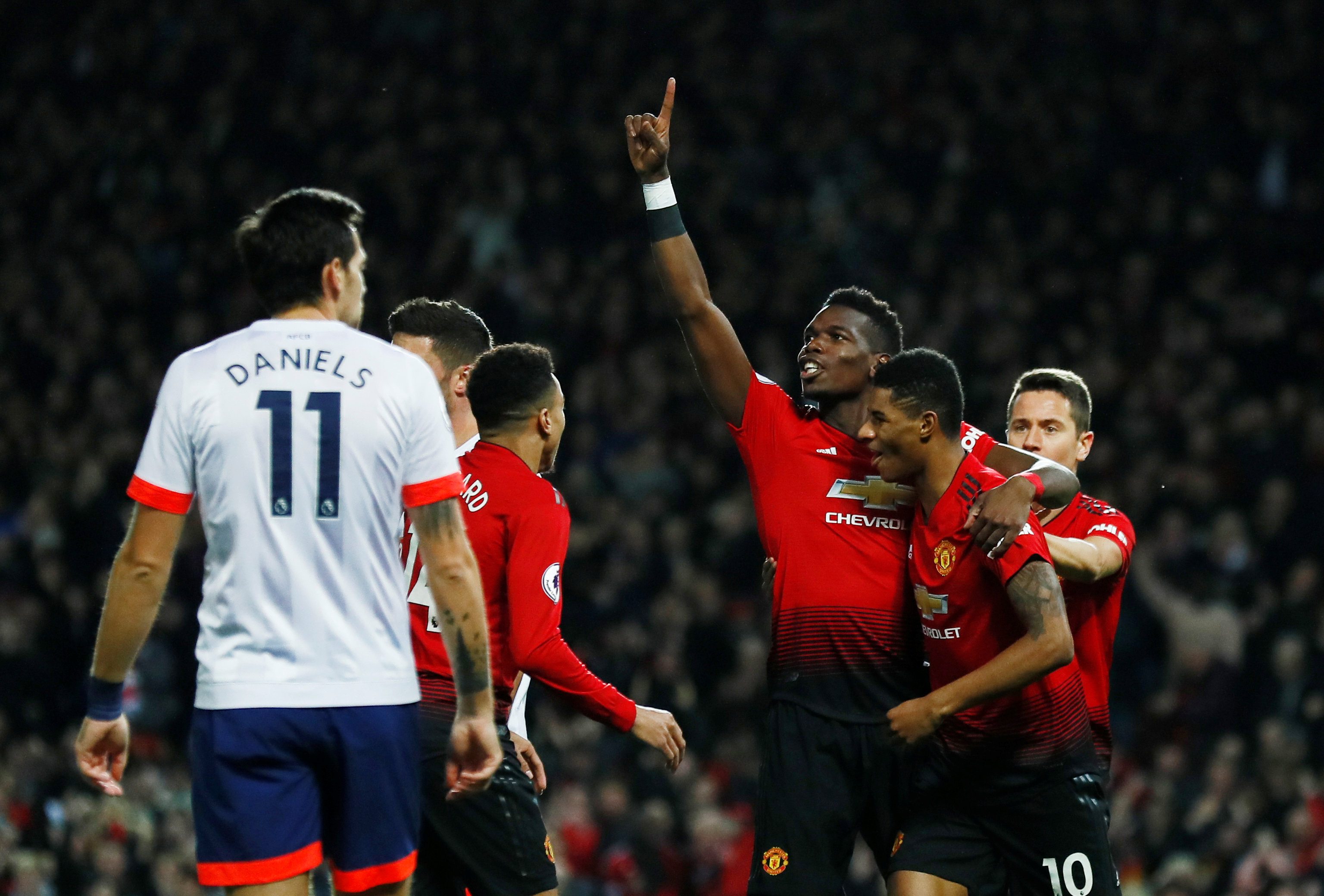 压环境下依 压环境下依